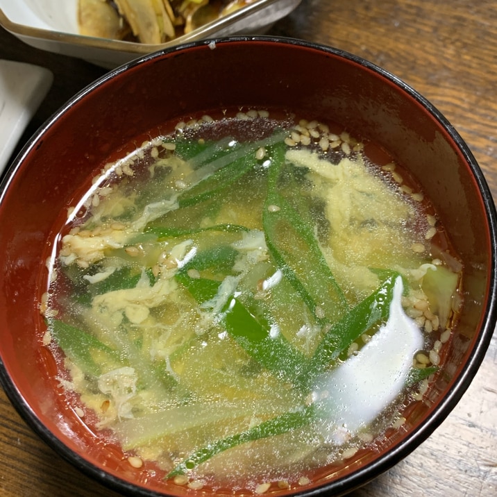 青パパイヤとネギと卵の中華スープ